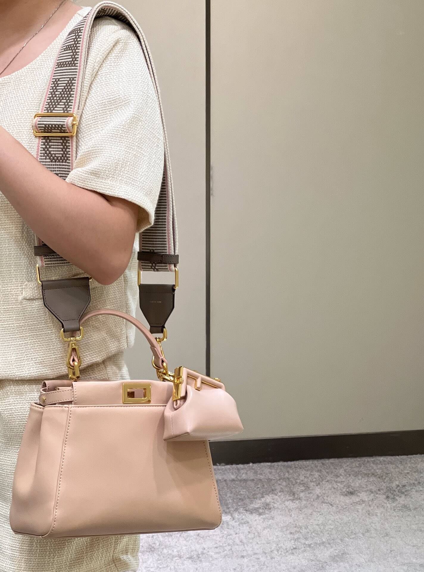 8315 ff peekaboo mini pink leather bag 23cm