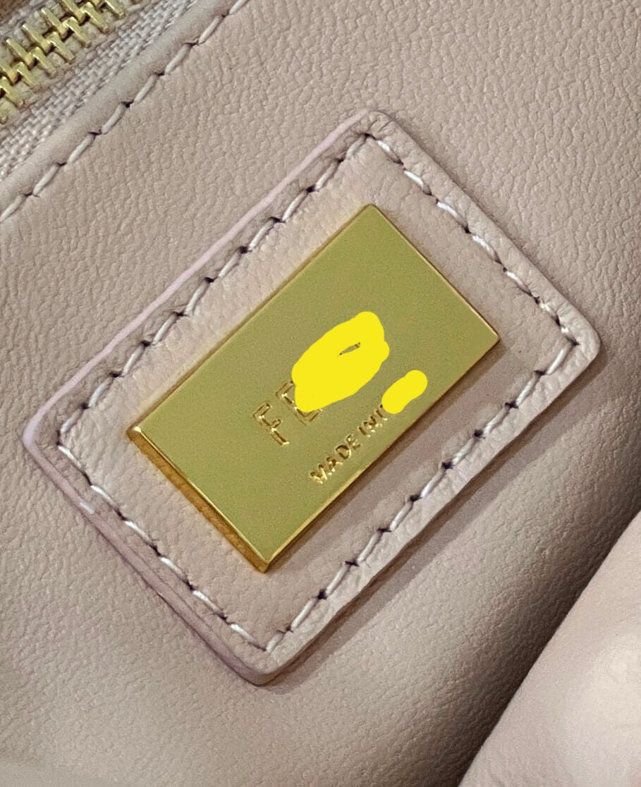 8315 ff peekaboo mini pink leather bag 23cm