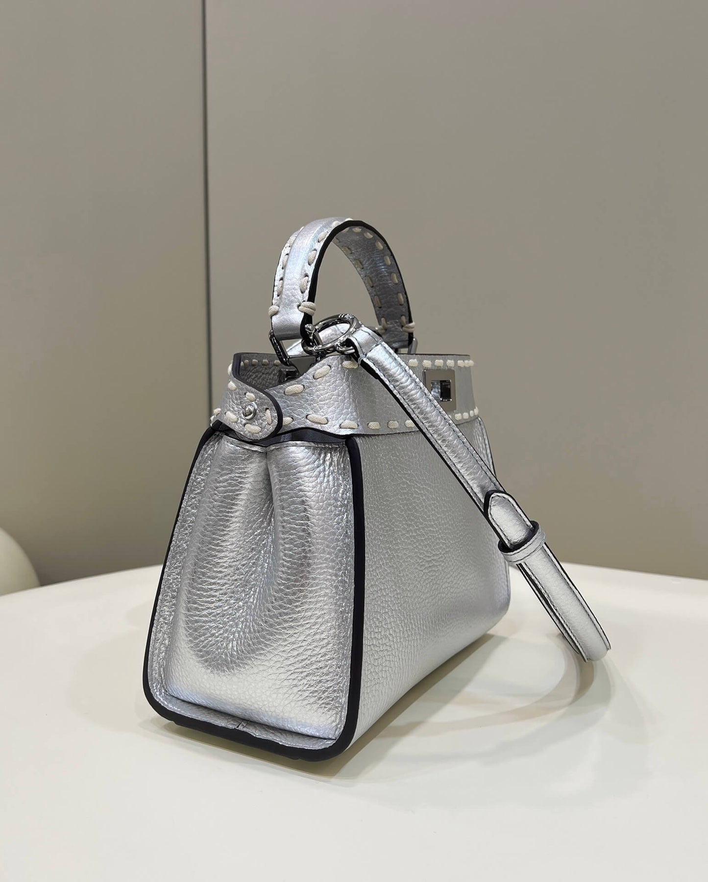8522 fd peekaboo silver 23cm
