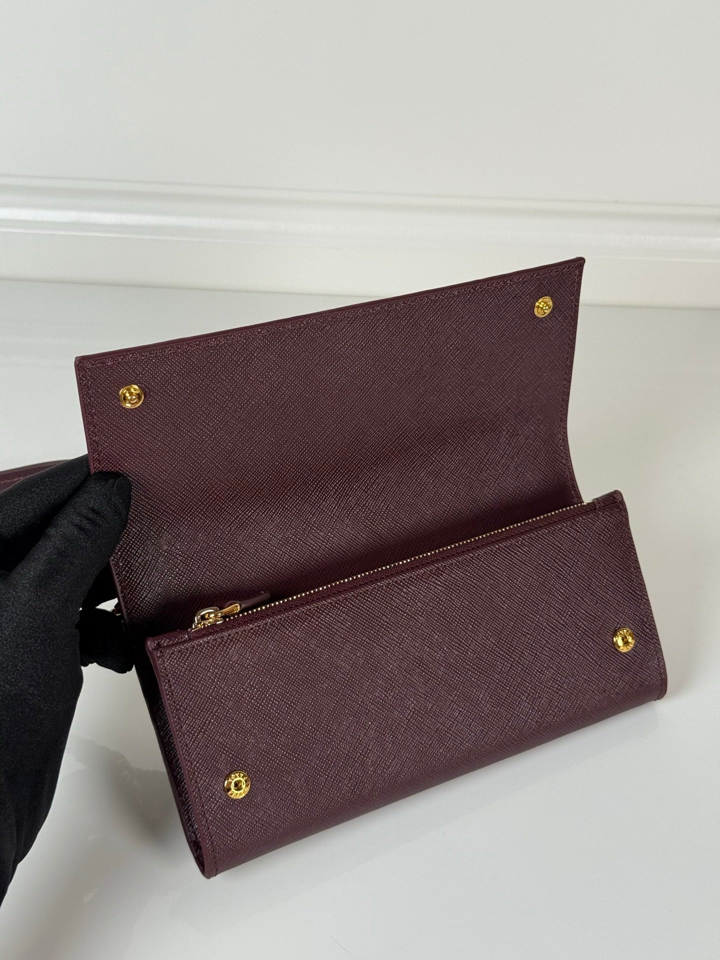 Prada 1MT042 Wallet Maroon - View 2