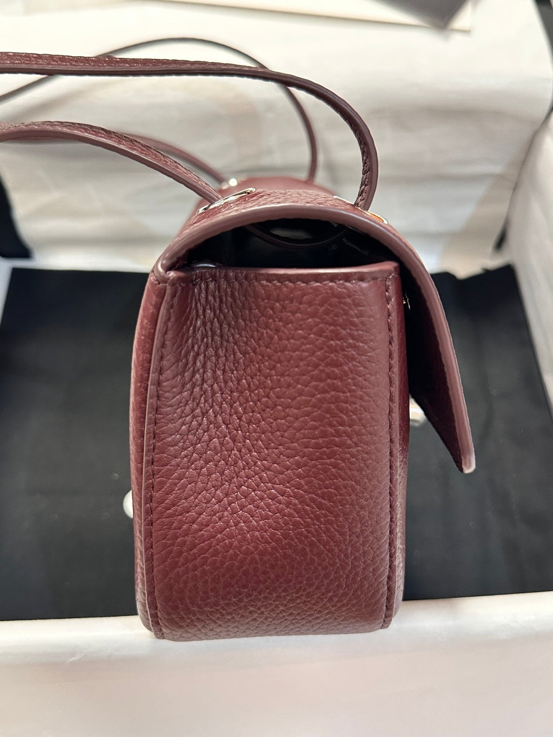 Chanel Maxi Flap Bag Wine Red Gold Hardware AS6573