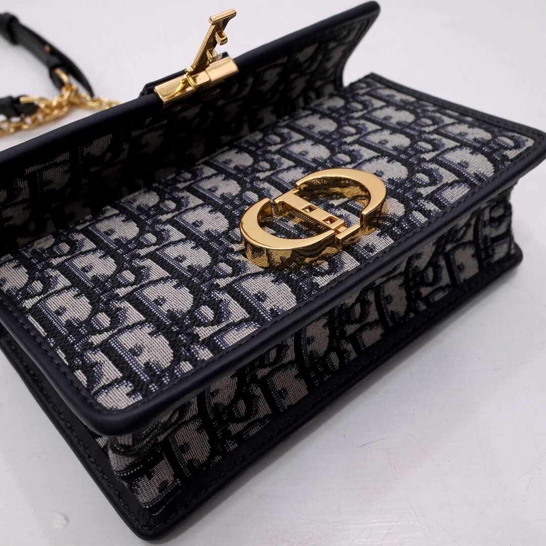 9011 30 montaigne east west grey shoulder bag cross body bags