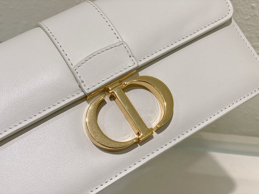 9011 30 montaigne east west white shoulder bag cross body bags