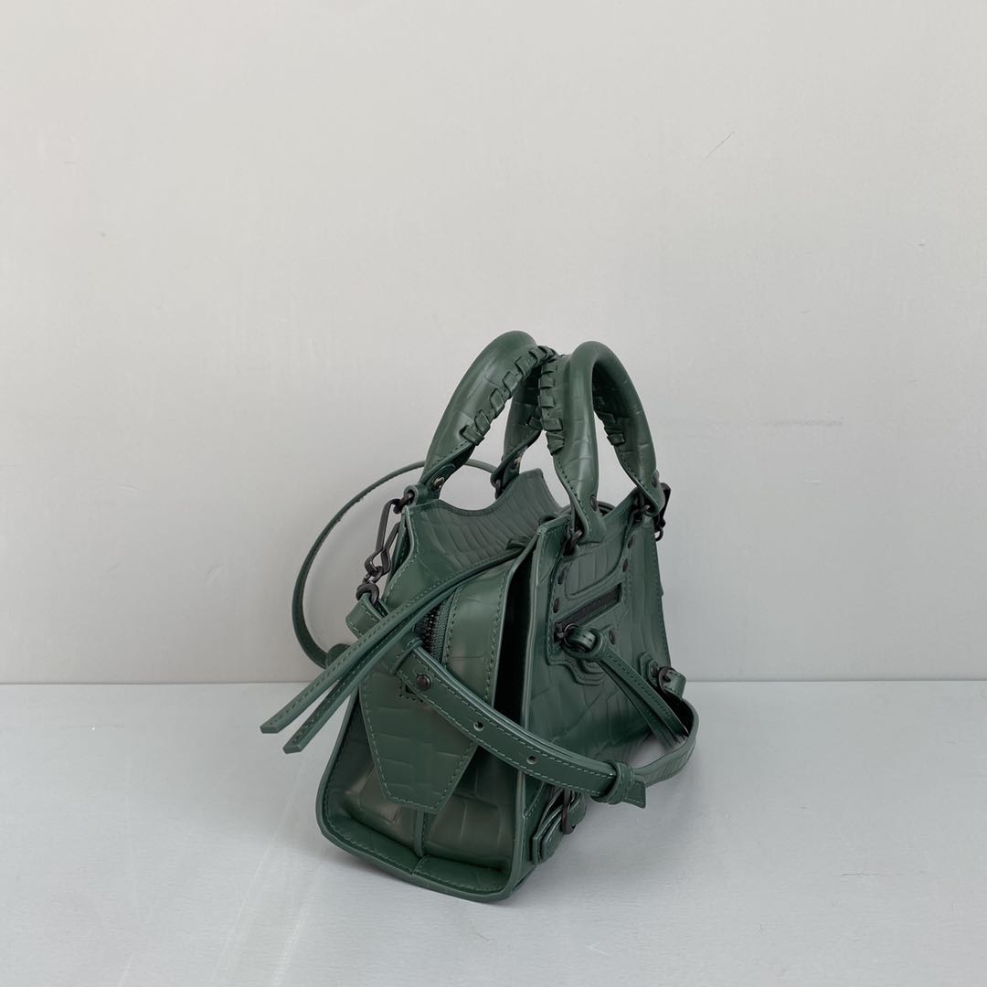 balenciaga neo classic small size army green 92535