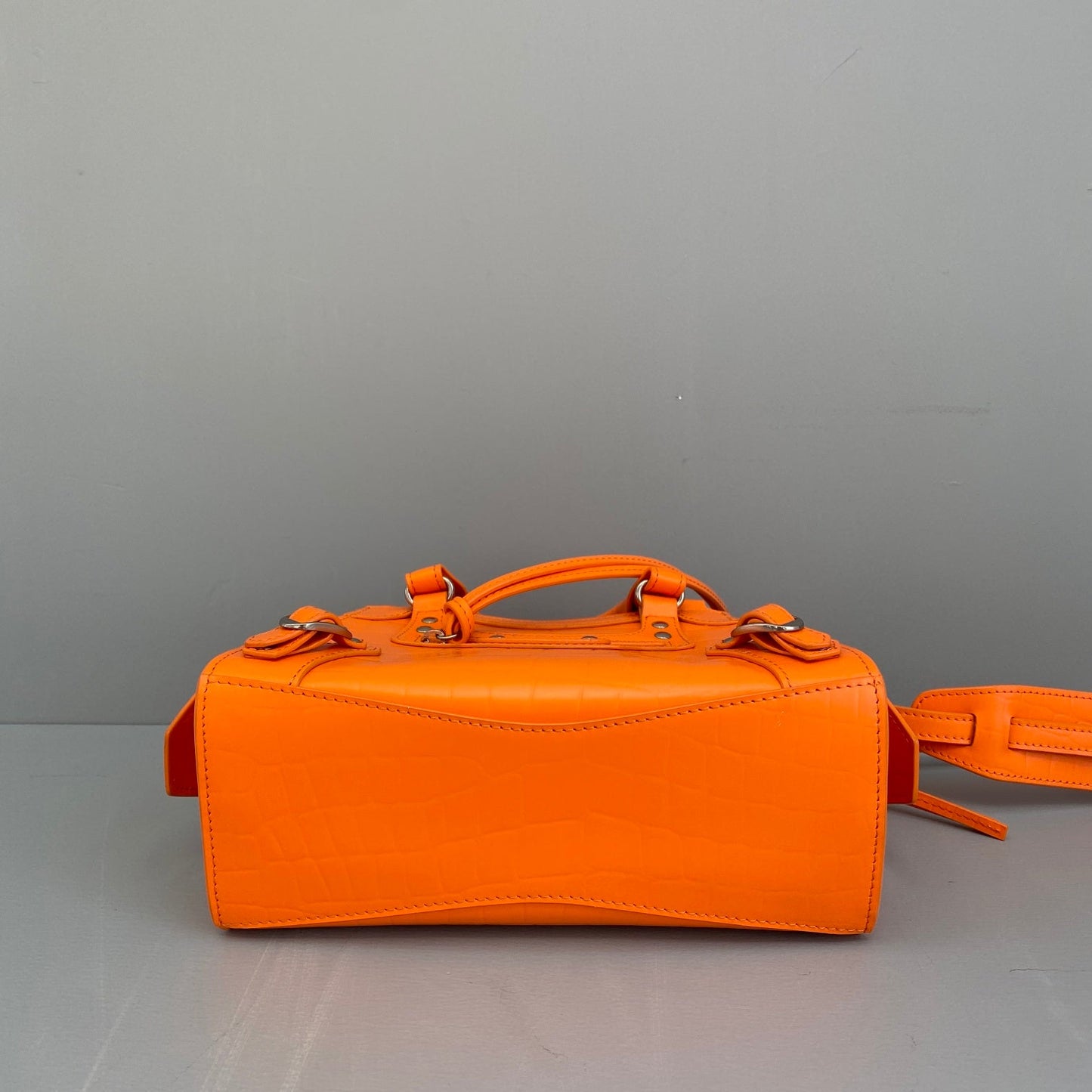 balenciaga bag orange neo classic small size 92353