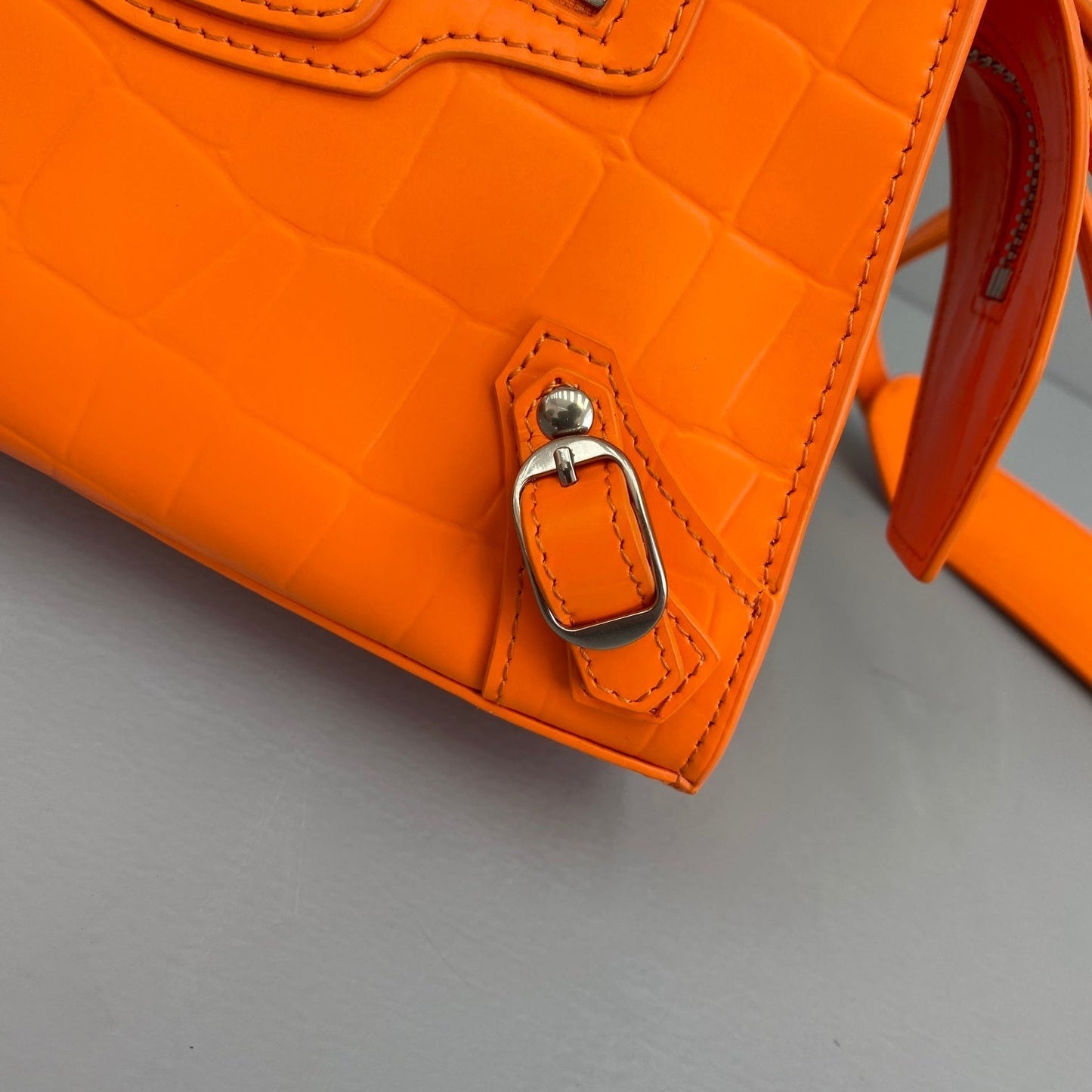 balenciaga bag orange neo classic small size 92353