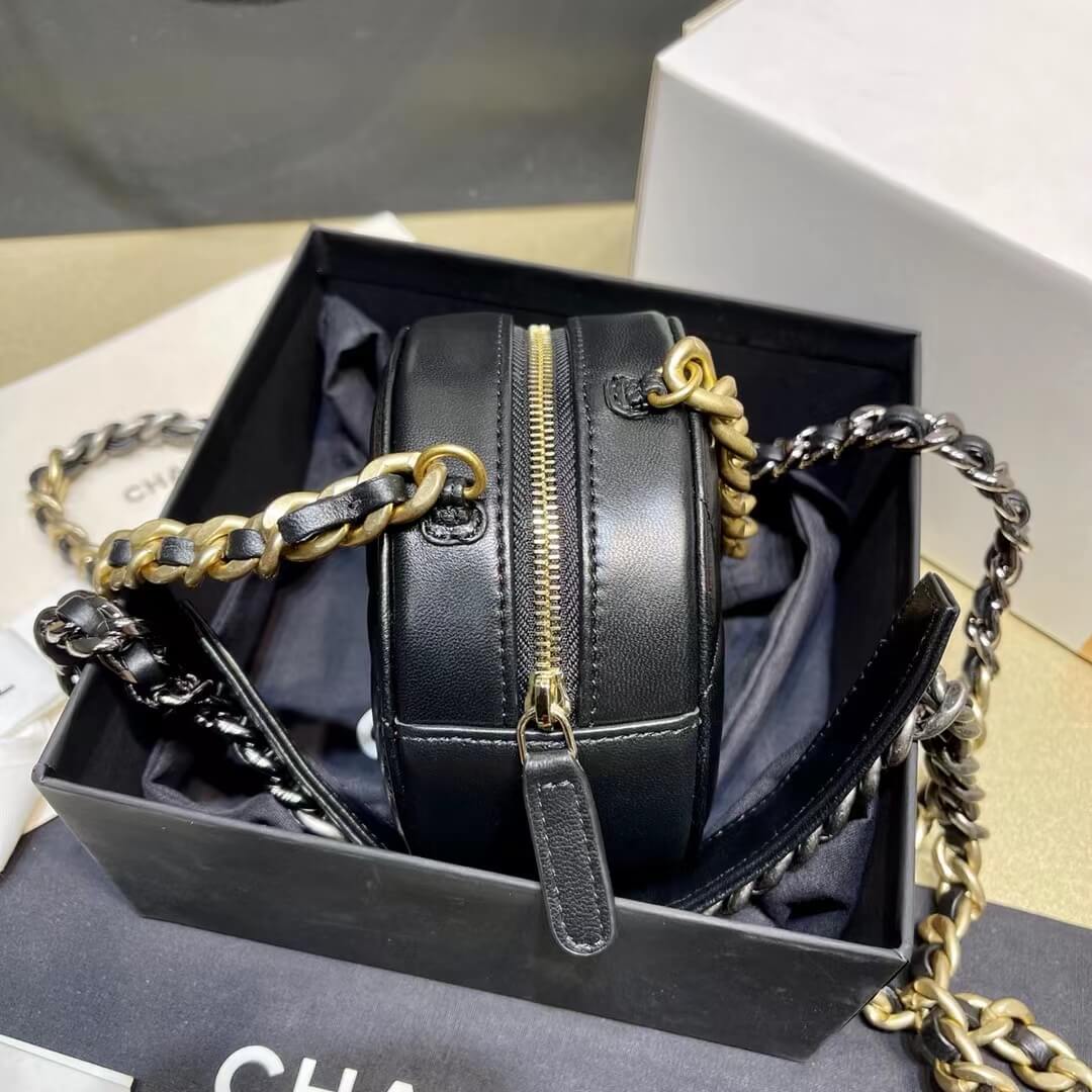 ap0945 chanel 19 round clutch black chain crossbody bag
