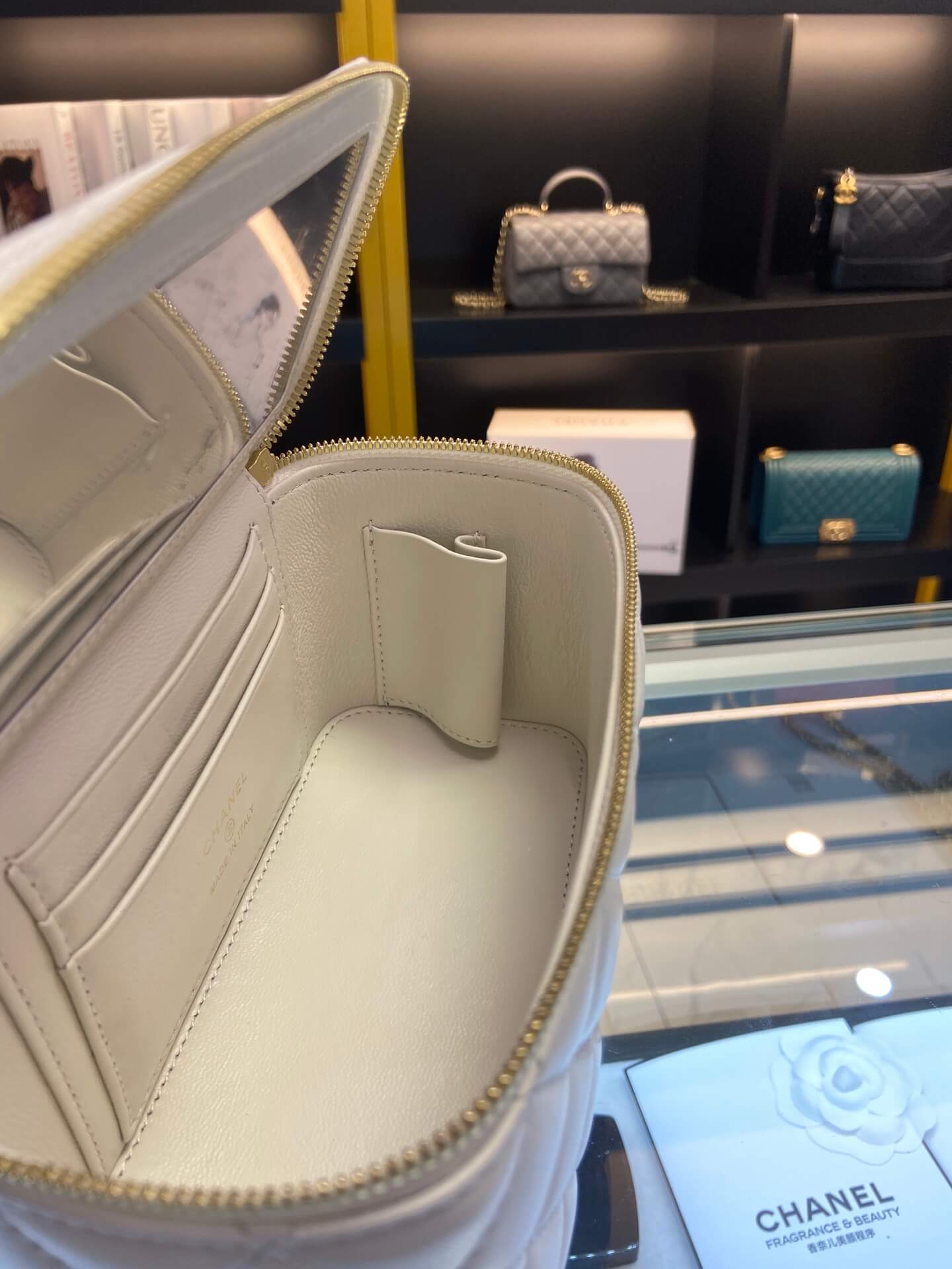 ap2199 handbag shoulder bag cross body bags dirty white lambskin luggage