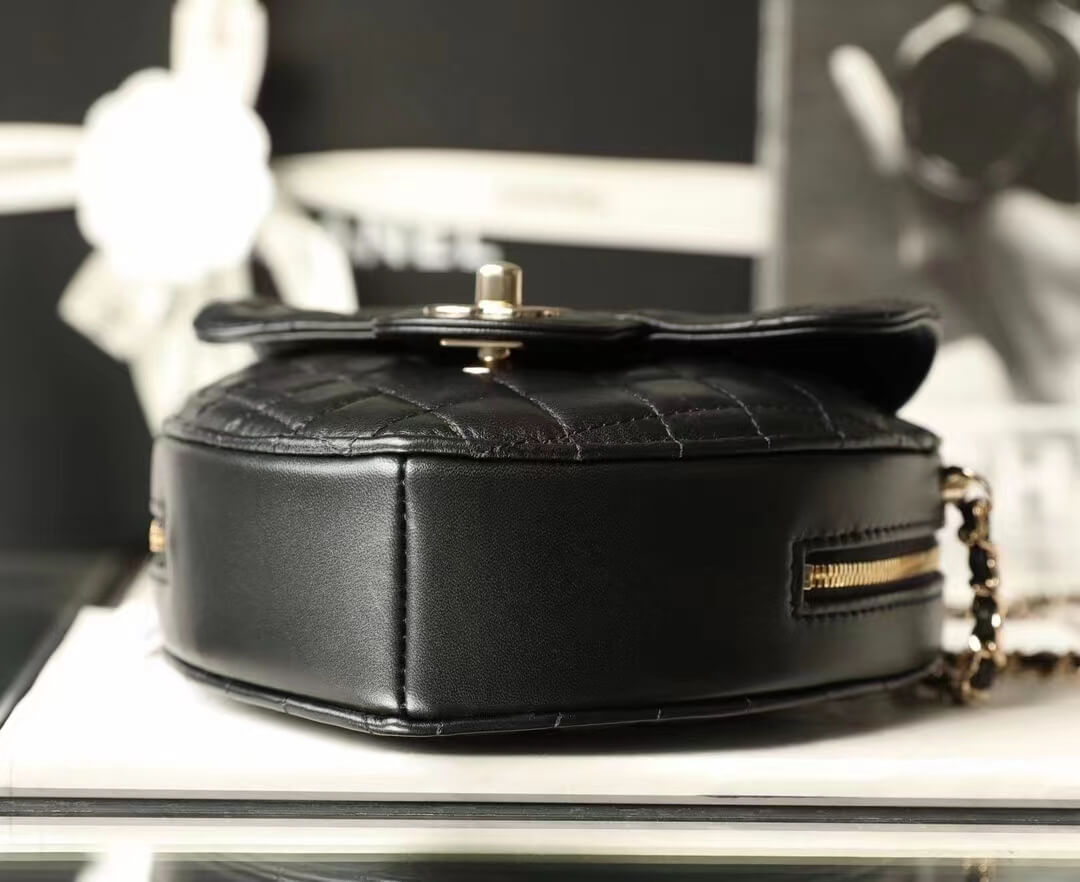 as3191 cha heart bag 22s black crossbody bag