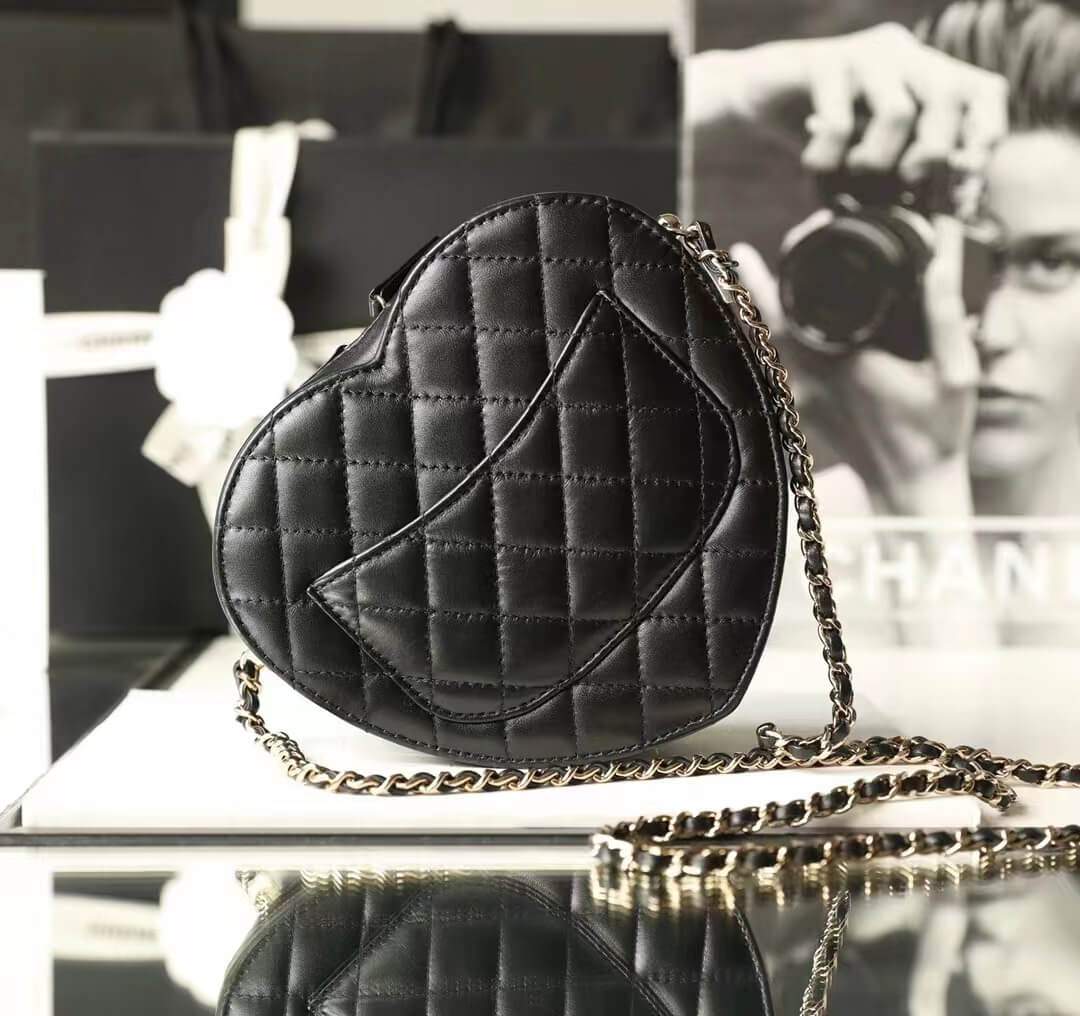 as3191 cha heart bag 22s black crossbody bag