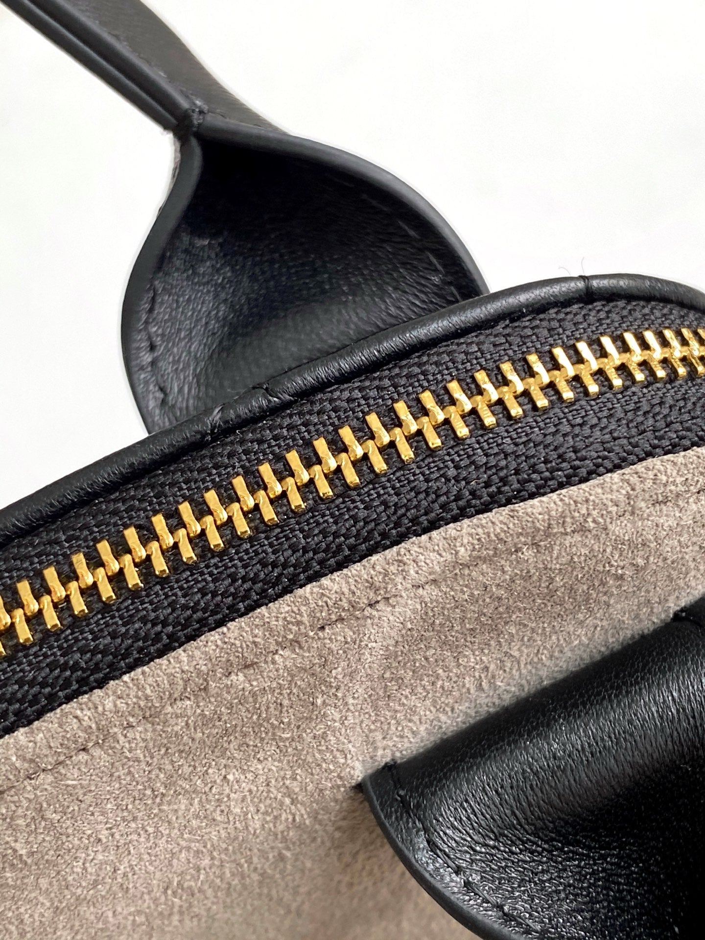 CHA New Crossbody Bags AS4742 Gray