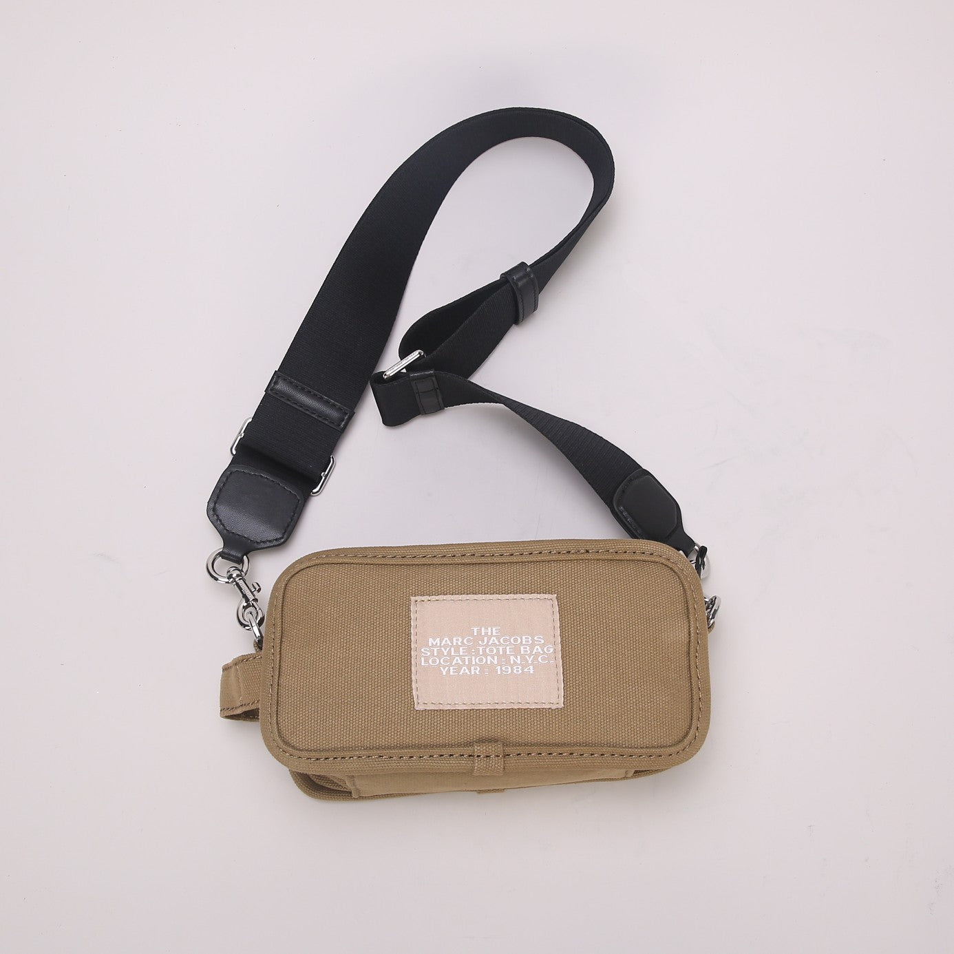 mj the camera bag brown