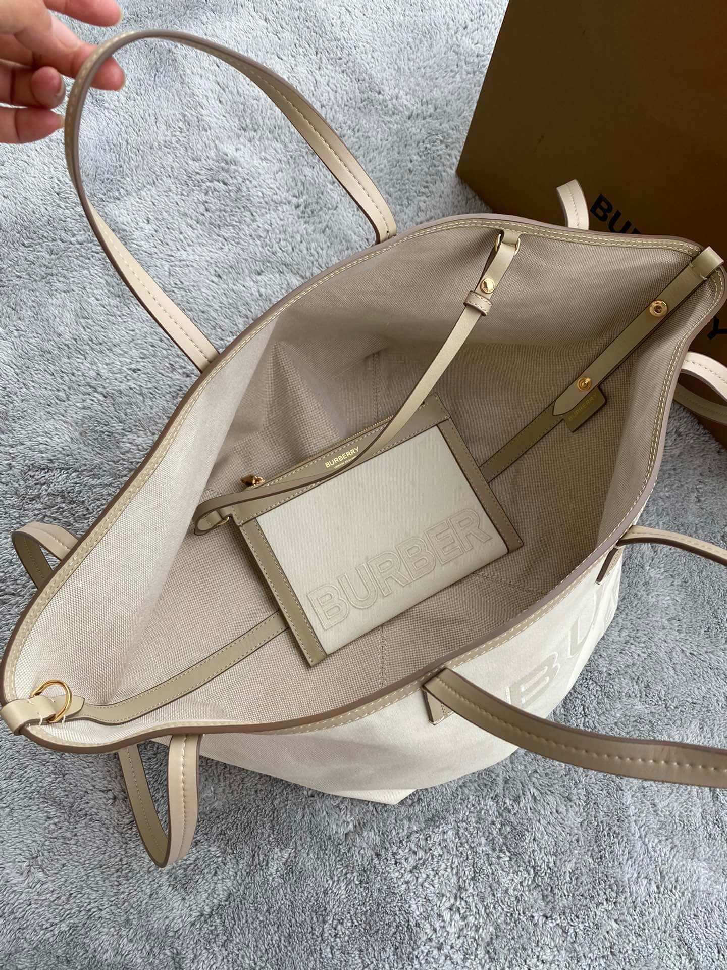burberry tote canvas handbag off white 650678