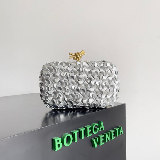 bv knot clutch bag 717622 silver