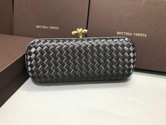 bv stretch box knot clutch bag 754783 light black