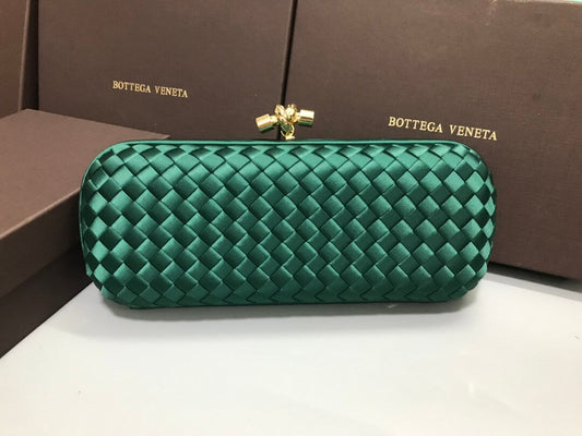 bv stretch box knot clutch bag 754783 green