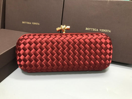 bv stretch box knot clutch bag 754783 red