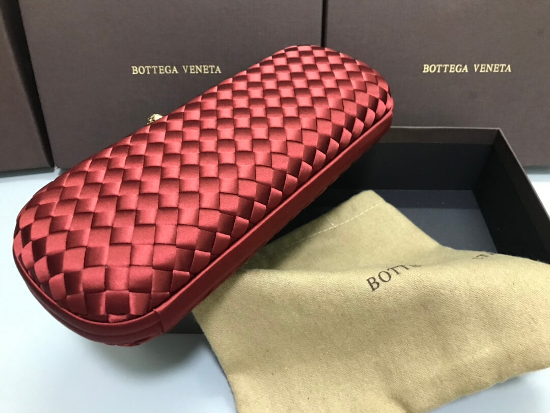 bv stretch box knot clutch bag 754783 red