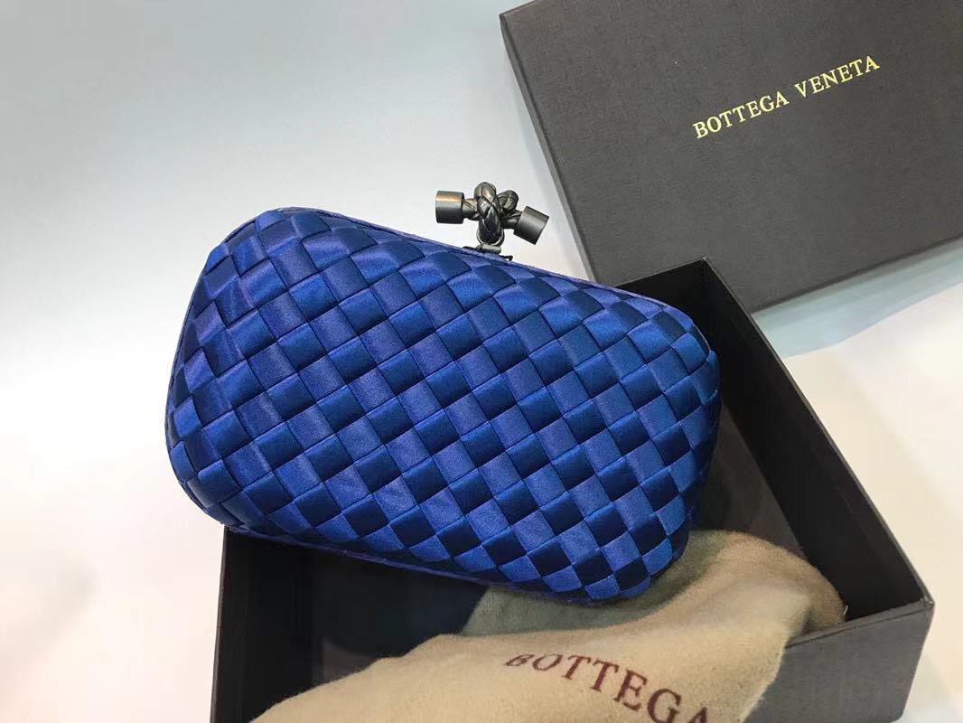 bv knot clutch bag 717633 black