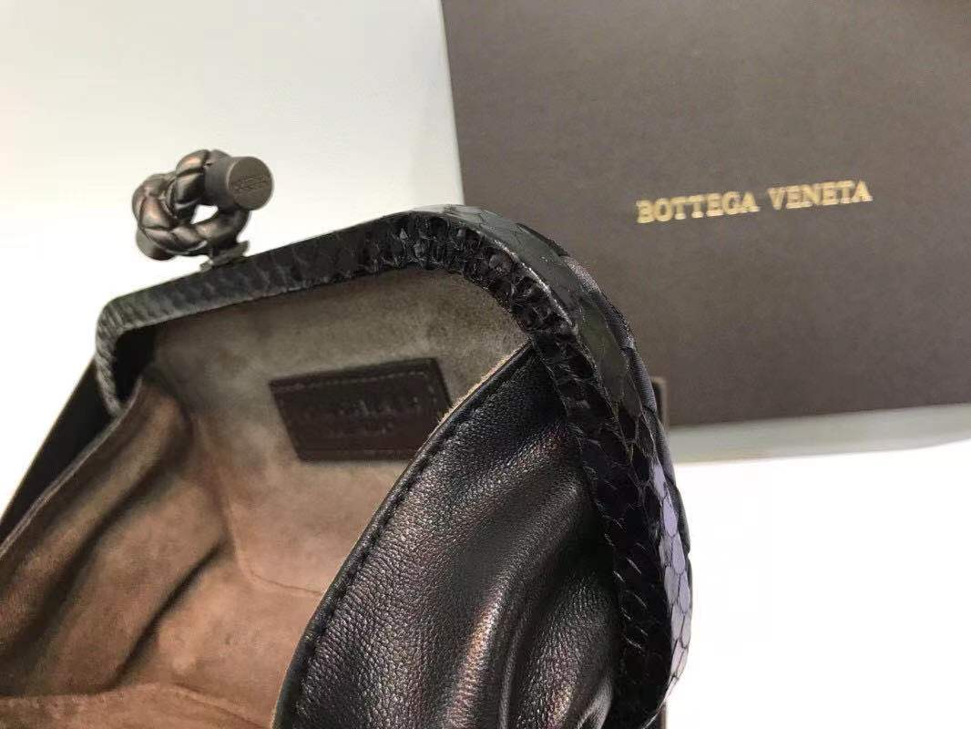 bv knot clutch bag 717633 black