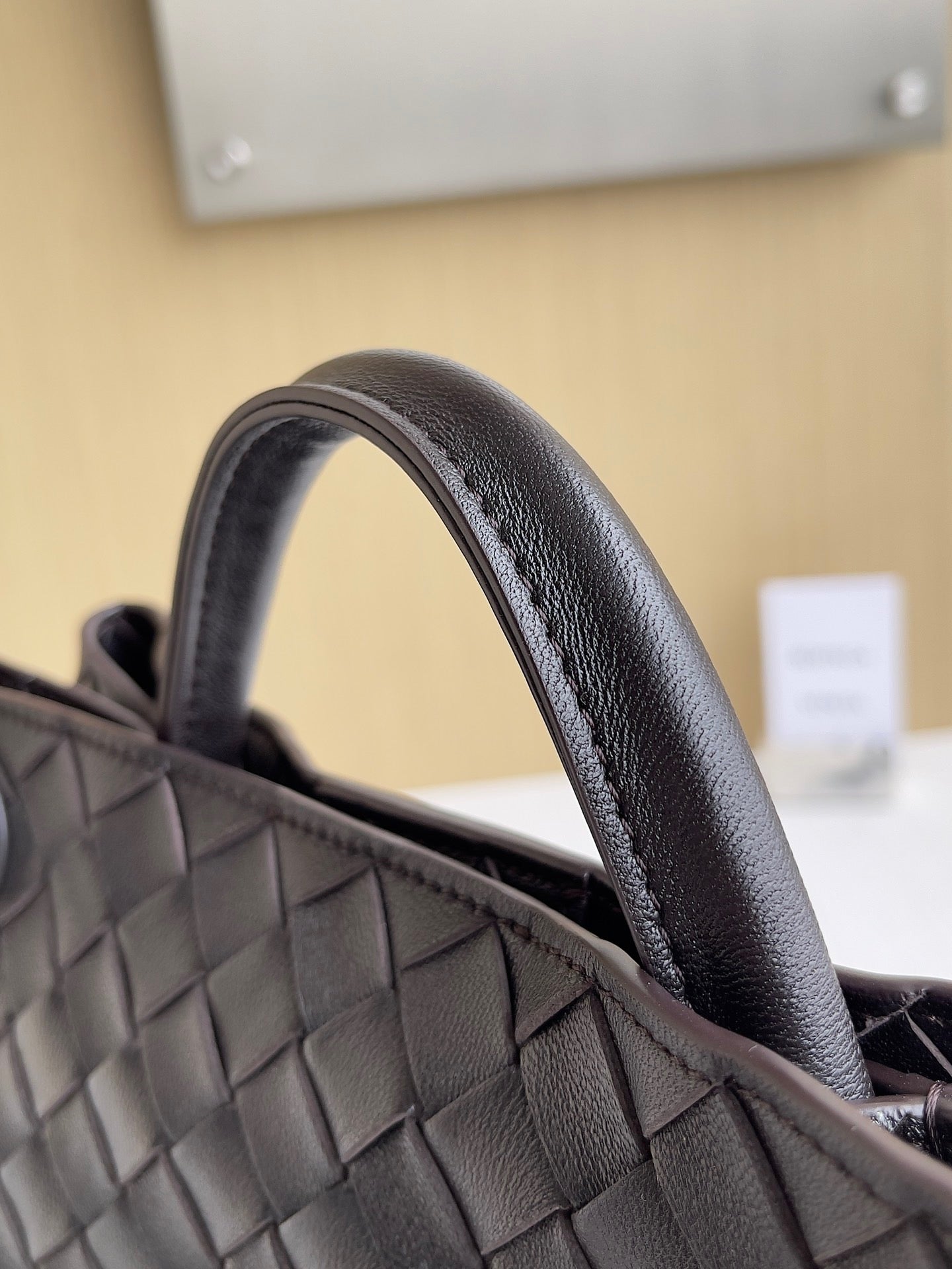 BV Small Andiamo Handbag Dark Brown Fondant 743568