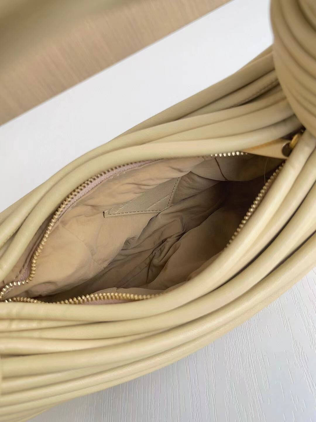 bottega veneta double knot noodle bento bag tubular leather apricot 680934