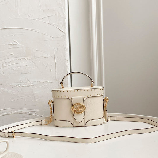 coach new crossbody bag white bucket bag