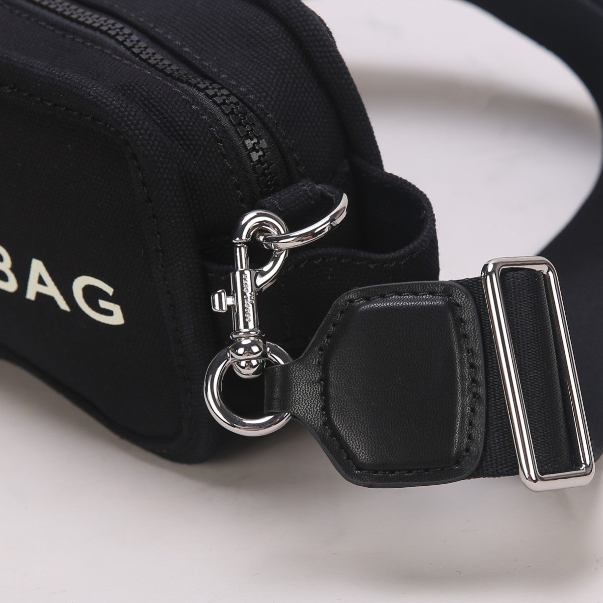 mj the camera bag black