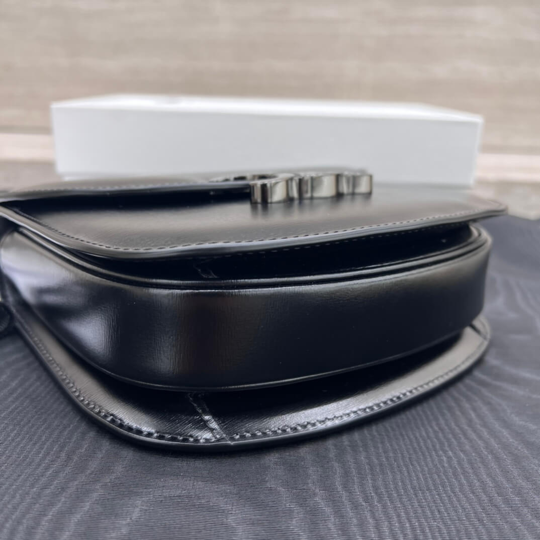 celine teen besace triomphe saddle crossbody bag black 110973