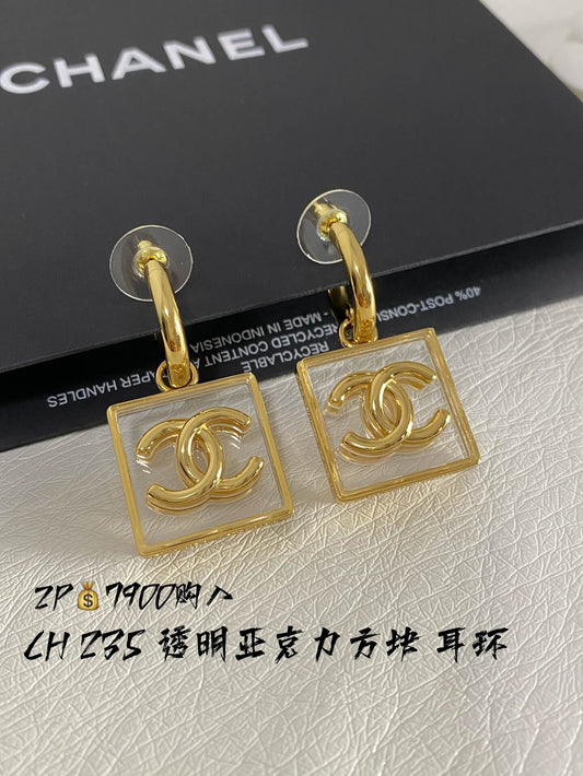 cha 23s transparent acrylic square earrings
