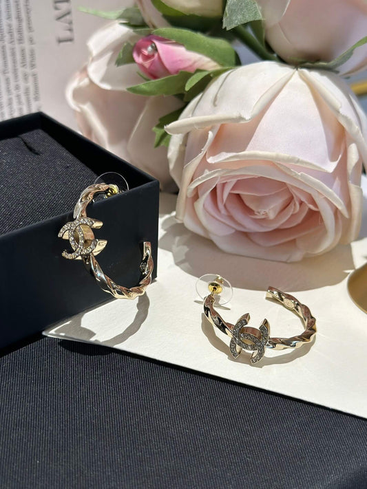 cha fashion curved c twisted pattern diamond earrings ehc23