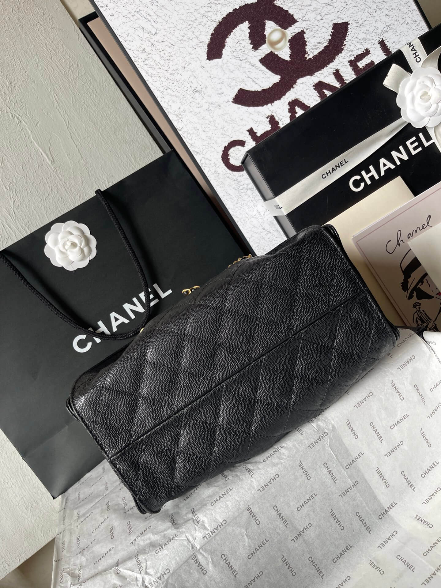 CHA 25 SMALL HANDBAG AS5293 Caviar Calfskin black