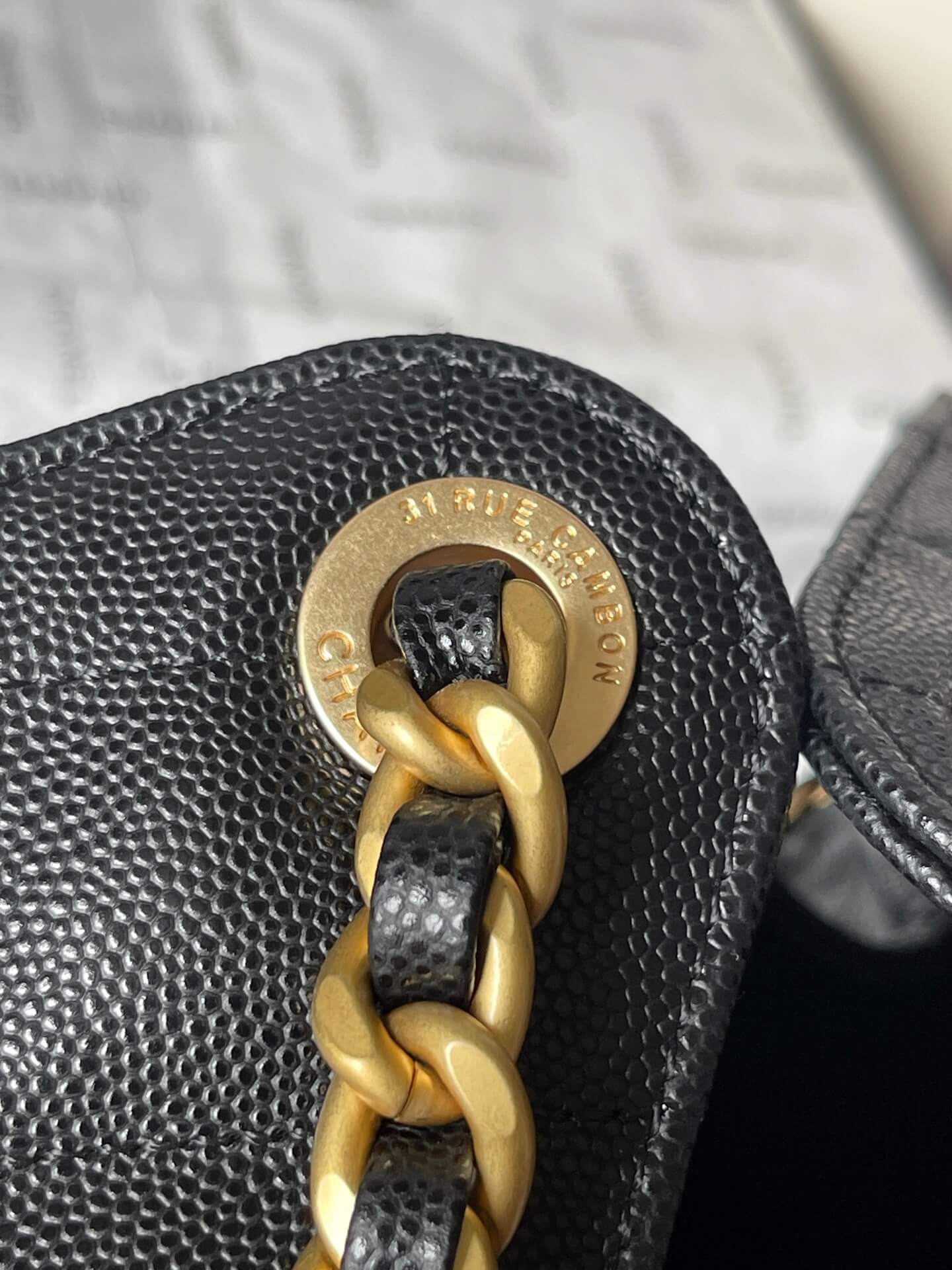 CHA 25 SMALL HANDBAG AS5293 Caviar Calfskin black