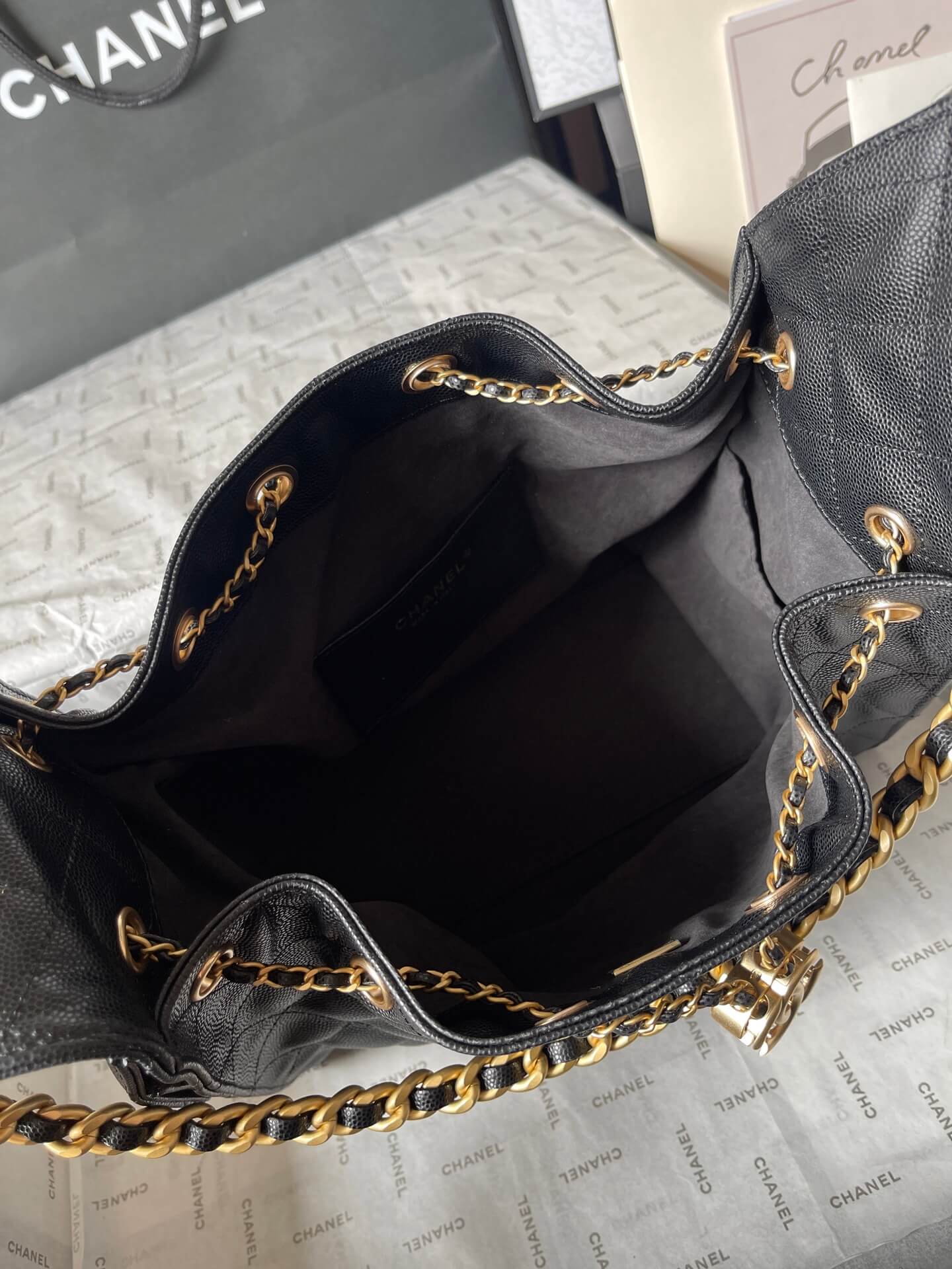 CHA 25 SMALL HANDBAG AS5293 Caviar Calfskin black