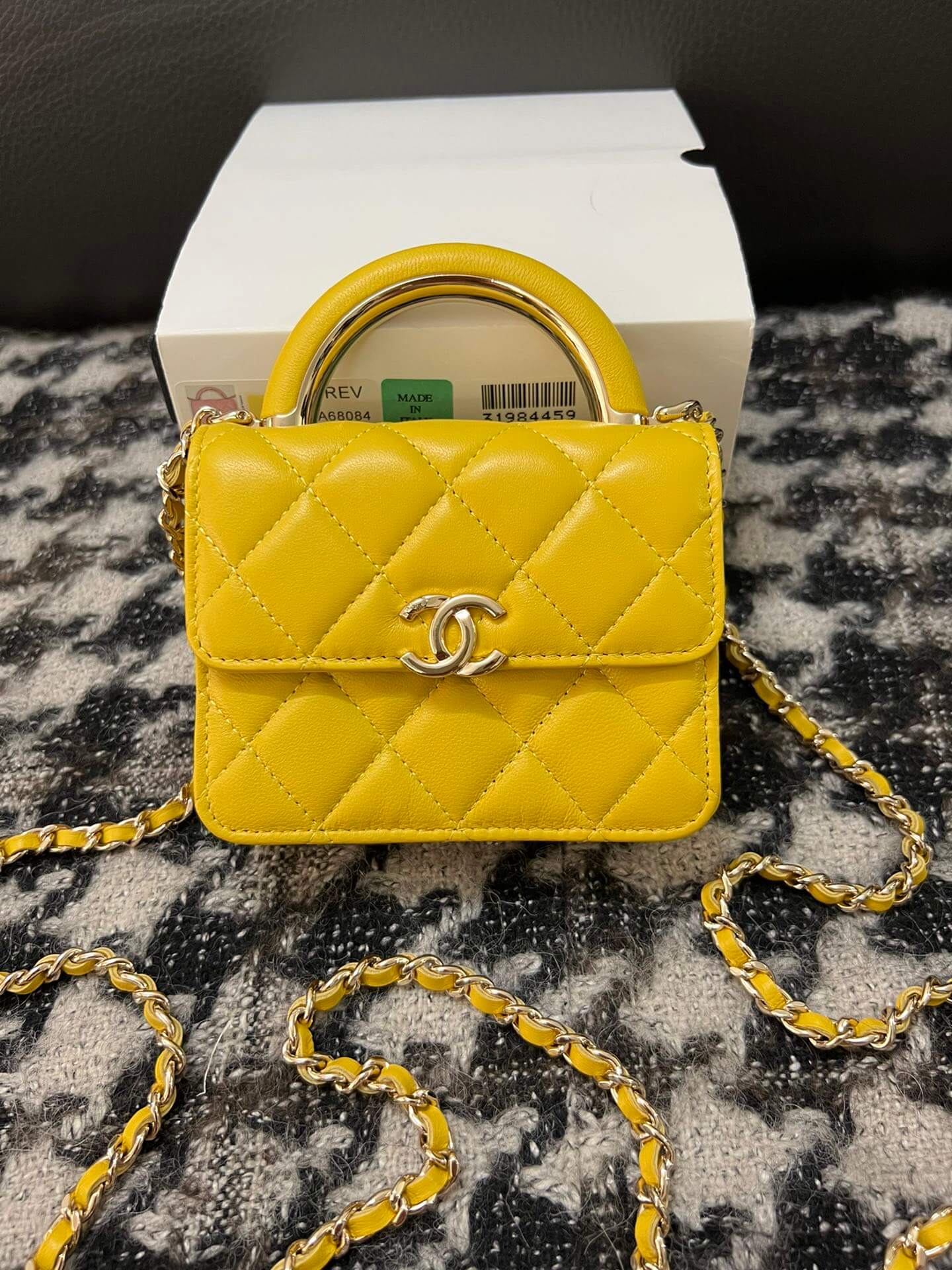 cha 68084 handbag shoulder bag cross body bags yellow lambskin