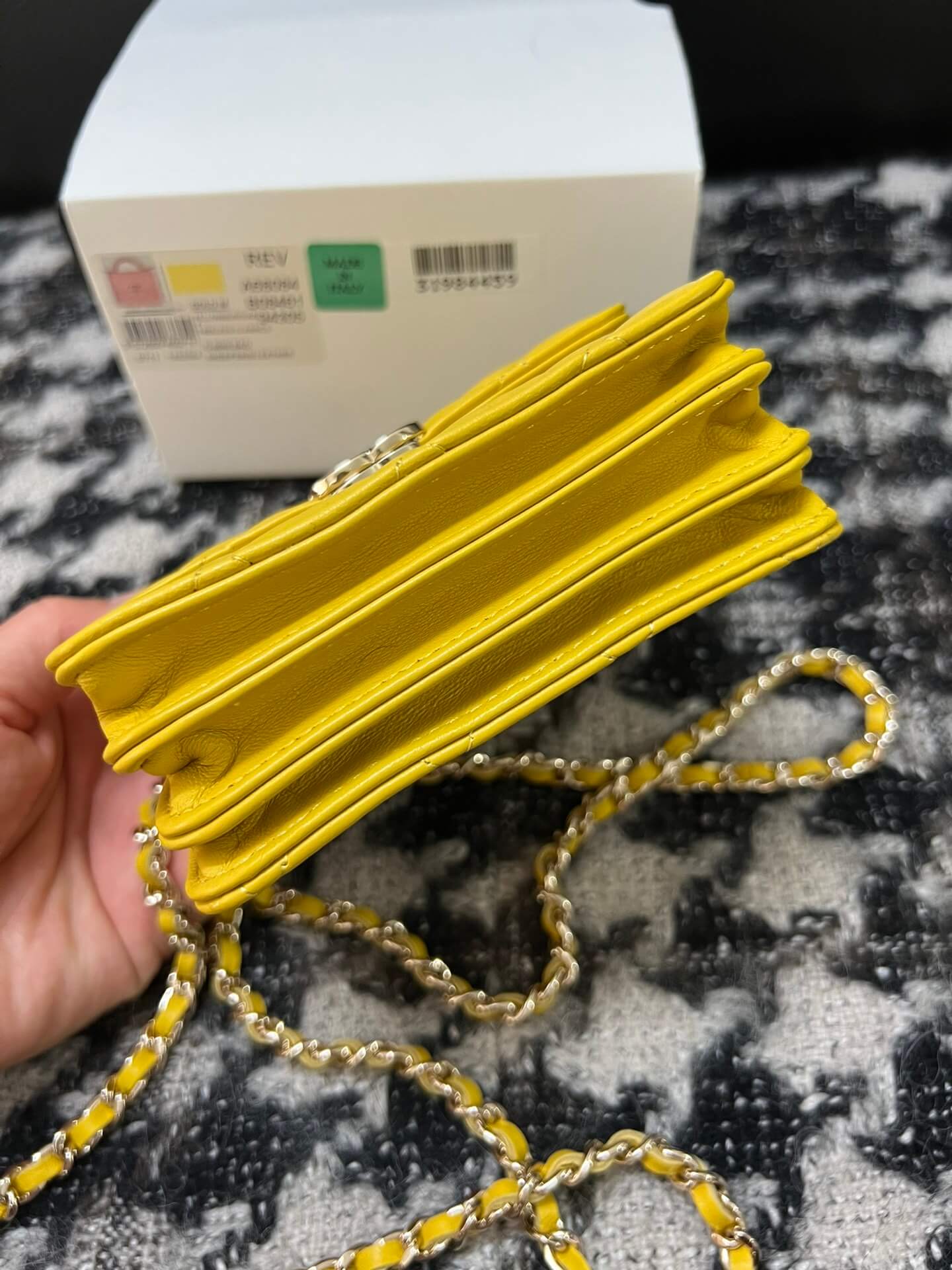 cha 68084 handbag shoulder bag cross body bags yellow lambskin