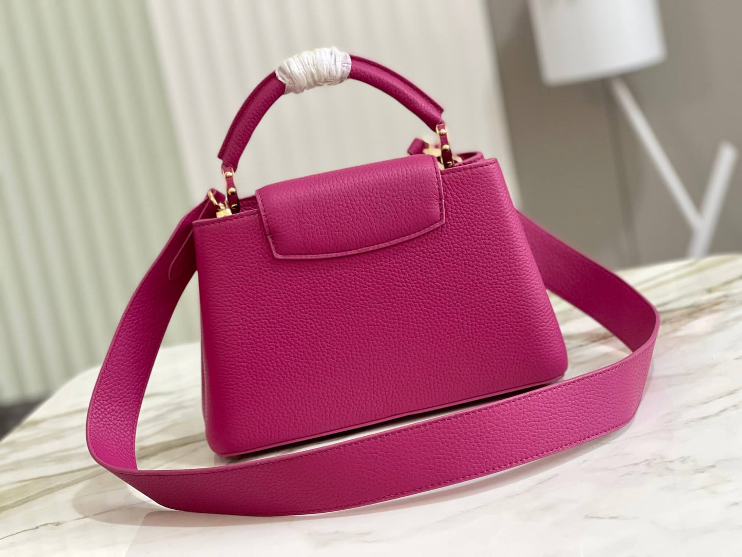 m57219 m48865 capucines bb shoulder handbag rose red
