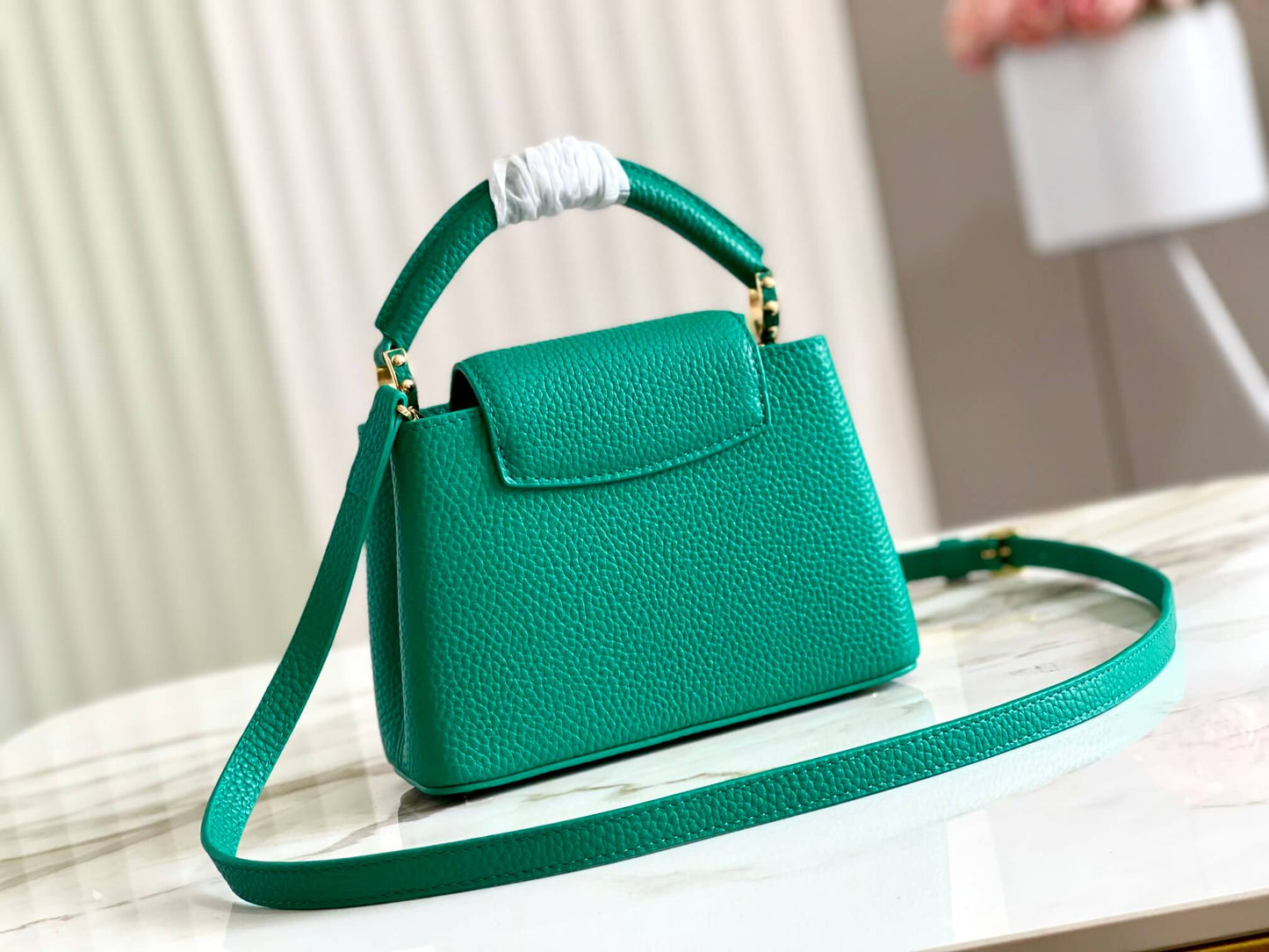 m57219 m48865 capucines mini shoulder handbag green