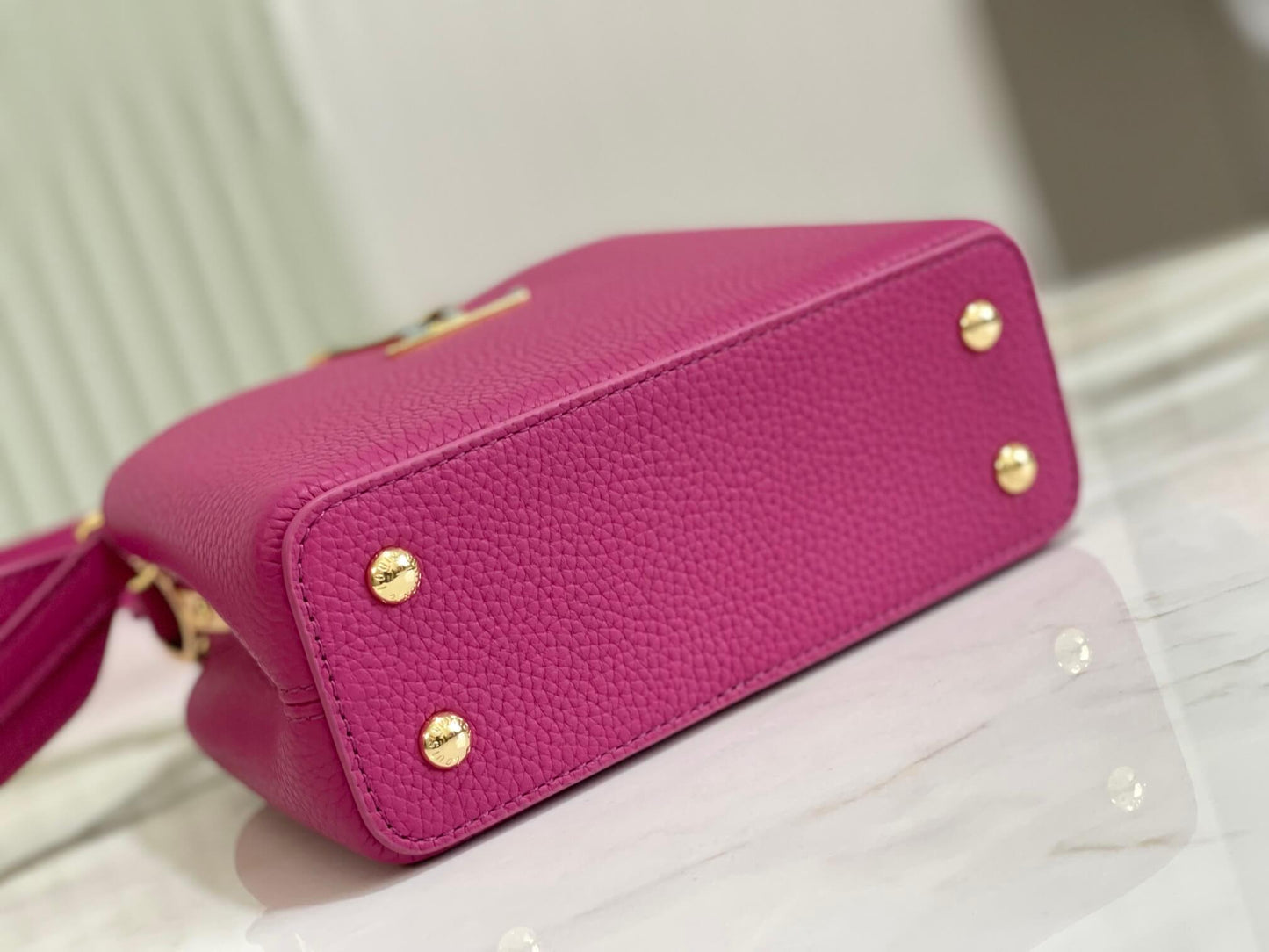 m56984 m48865 capucines mini shoulder handbag rose red