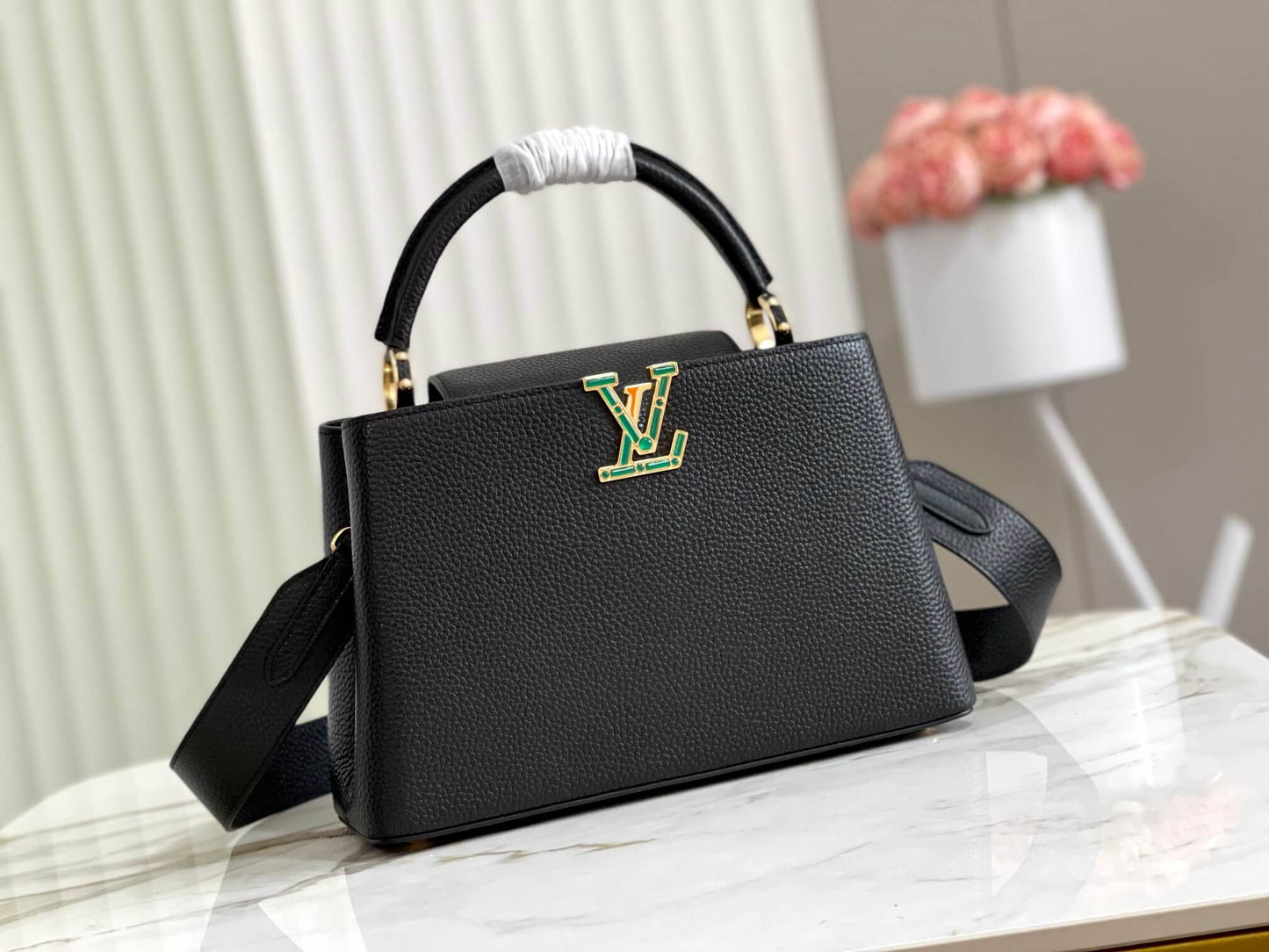 m59066 m48865 capucines bb shoulder handbag black