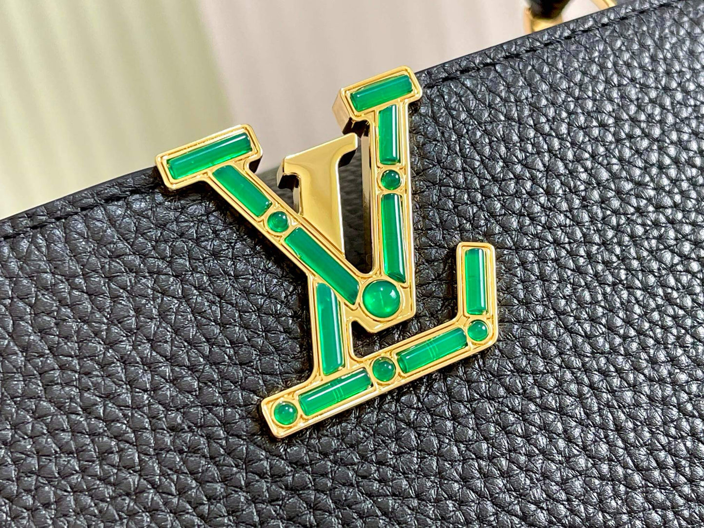 m59066 m48865 capucines bb shoulder handbag black