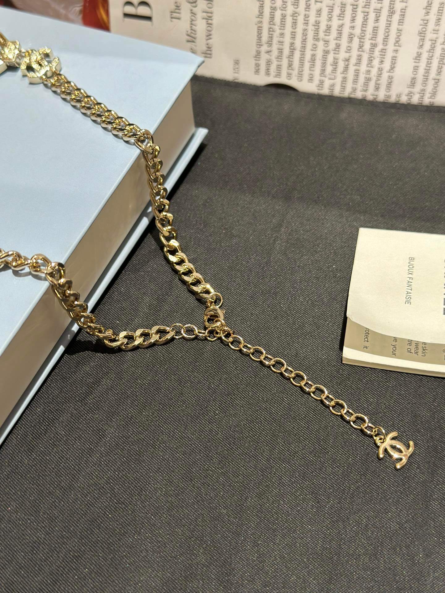 chanel premium fragrance pearl chain necklace xl10