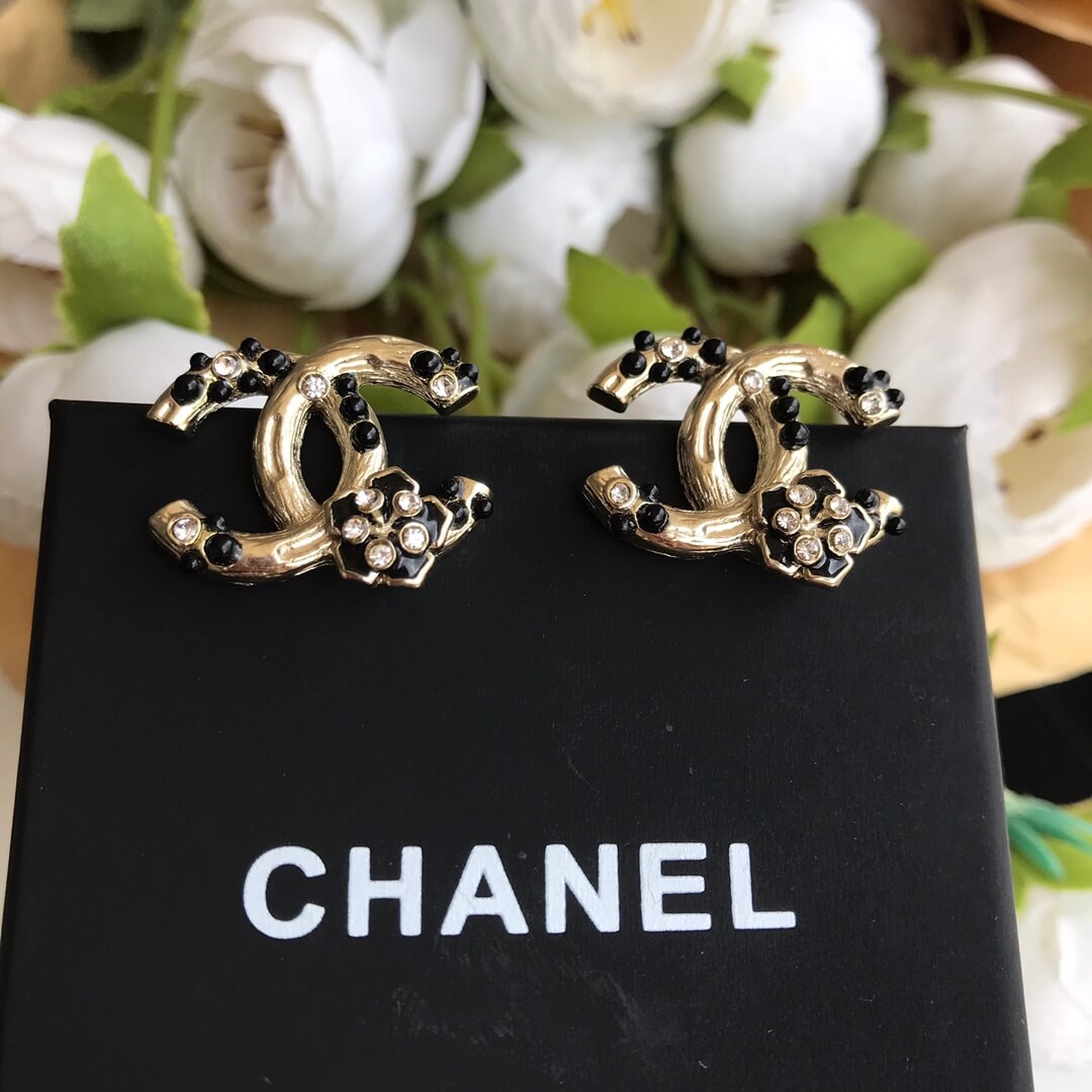 chanel versatile fashion double c earstuds eh13168a3