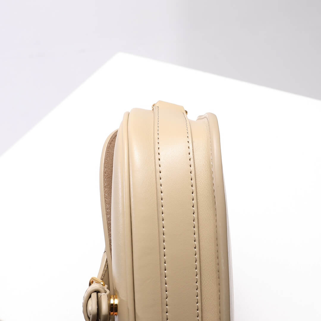 d2029 bobby east west subaxillary bag dirty light grey cowhide bobby