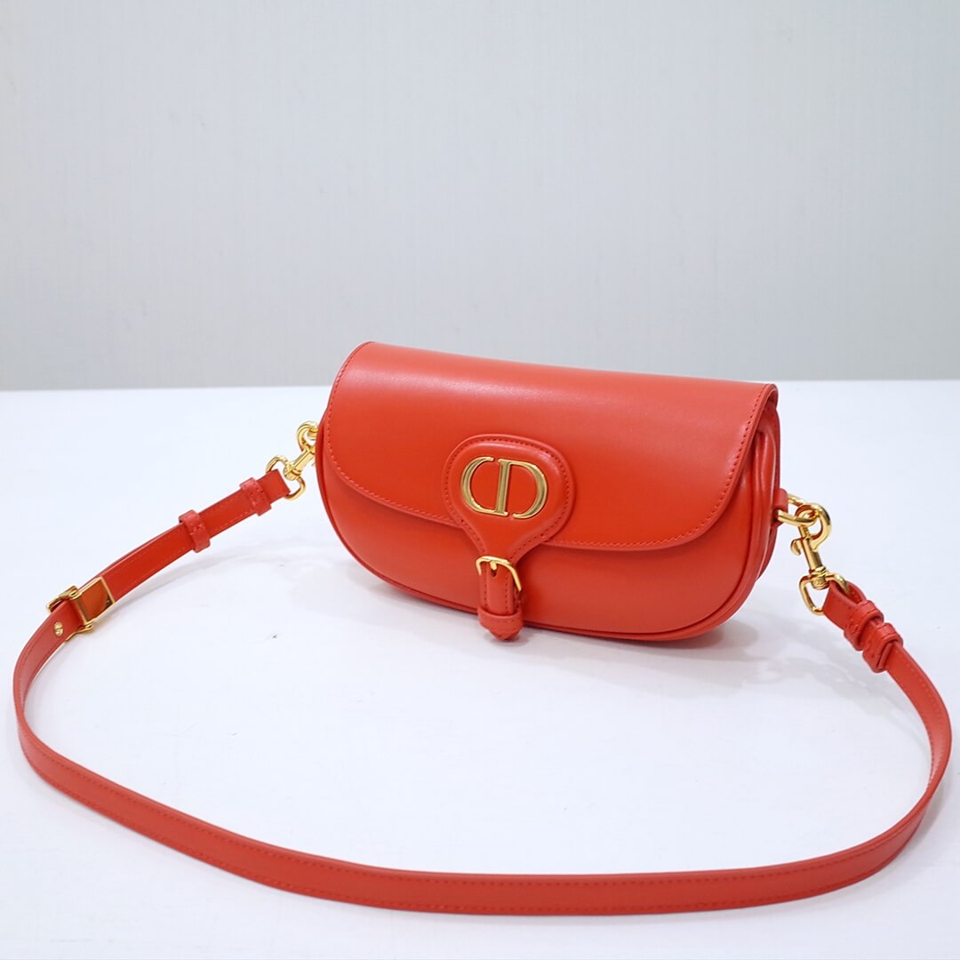 d2029 bobby east west subaxillary bag dirty red cowhide bobby