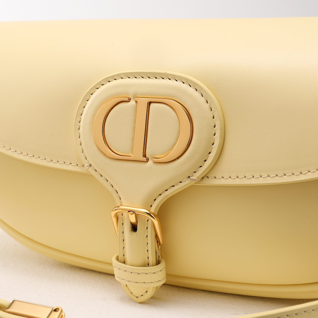 d2029 bobby east west subaxillary bag dirty yellow cowhide bobby
