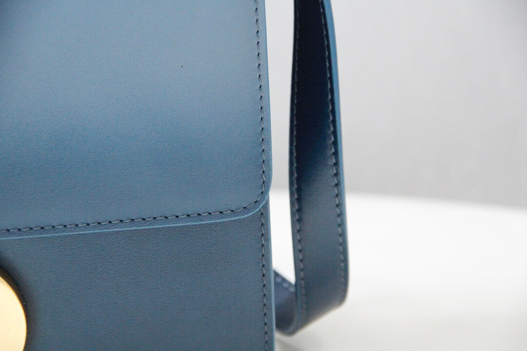 d9006 30 montaigne shoulder bag cross body bags blue cowhide real leather 24cm