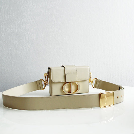 d9008s minibox oblique 30 montaigne milk white shoulder bag cross body bags