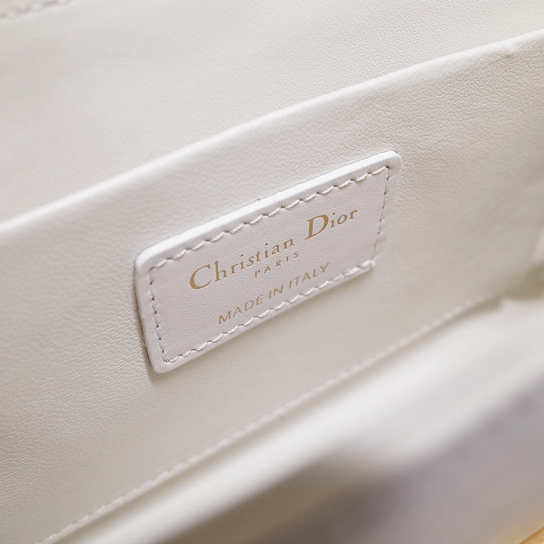 d9008s minibox oblique 30 montaigne shoulder bag cross body bags pearl white