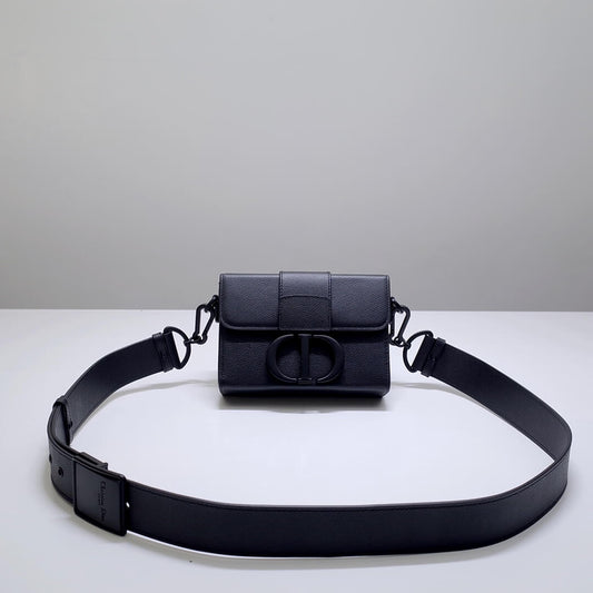 d9008s minibox oblique 30 montaigne shoulder bag cross body bags black